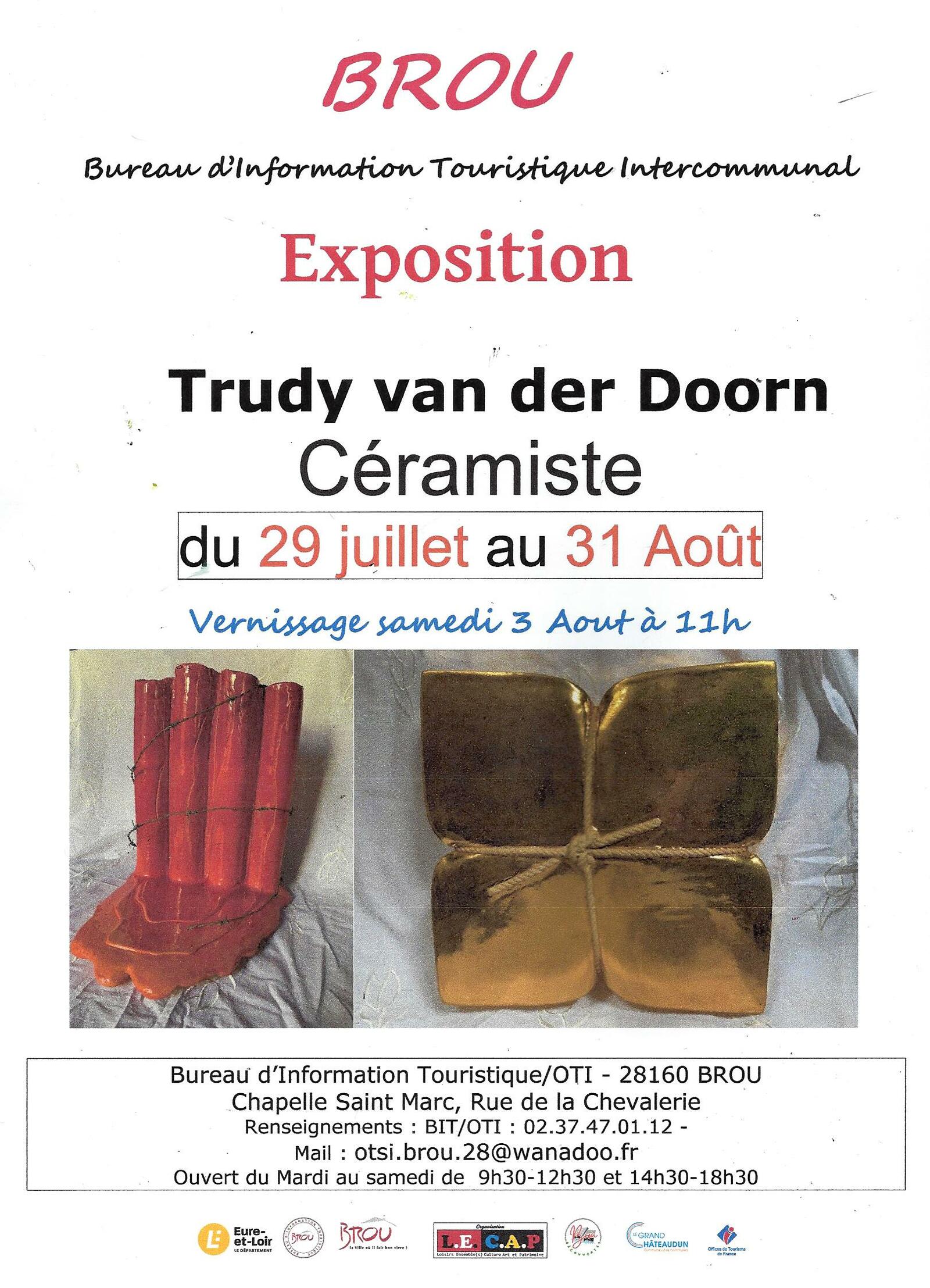 affiche montrant des objets en céramique et du texte